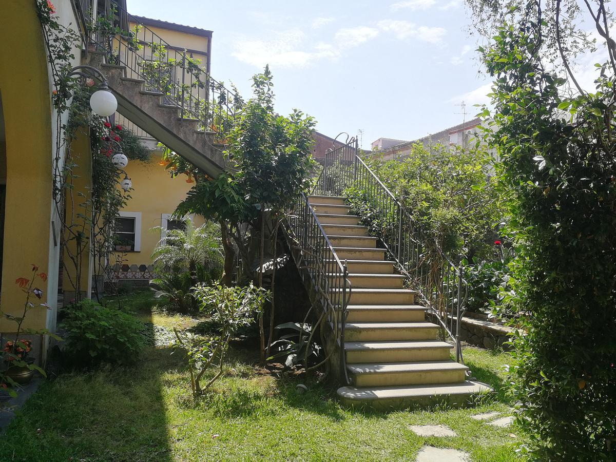 La Baronessa B&B リポスト エクステリア 写真